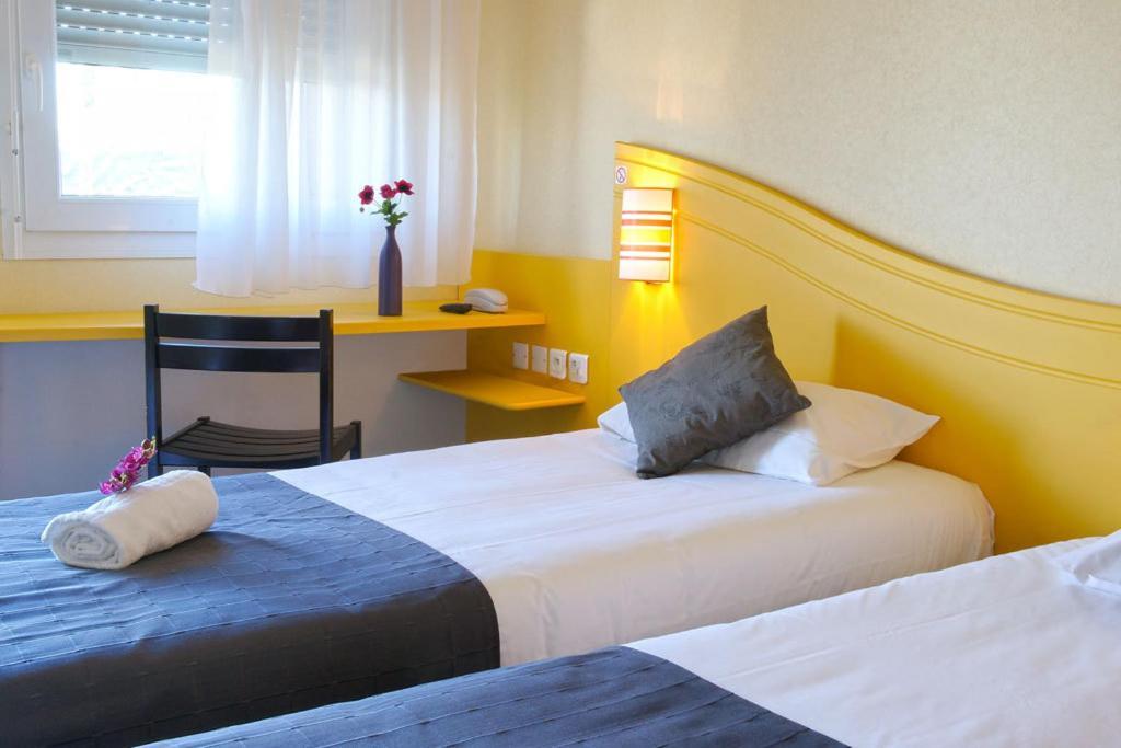 Couett'Hotel Oloron Sainte Marie Exterior photo
